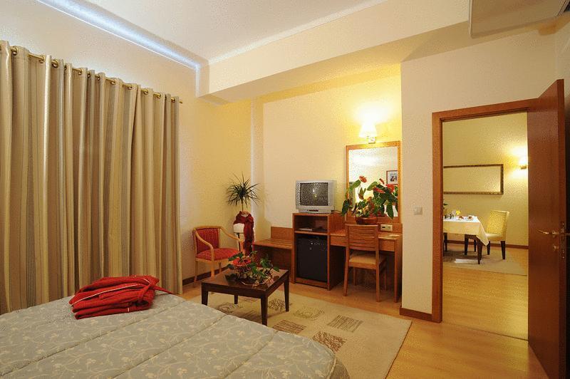 Hotel Monte Rio Aguieira Almaca Bagian luar foto